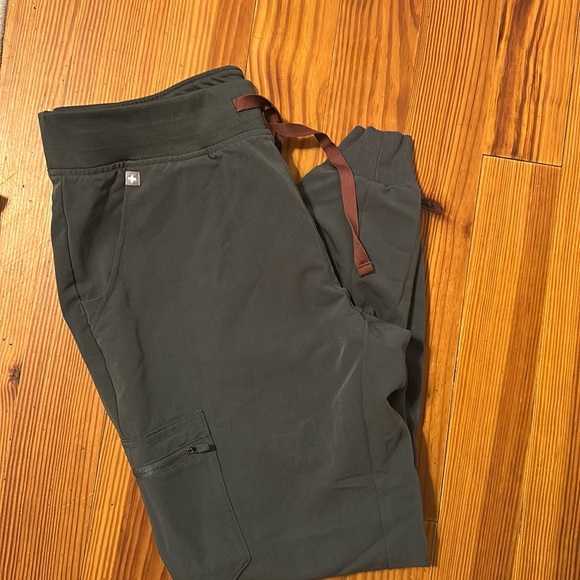 FIGS joggers medium petite - Picture 1 of 2